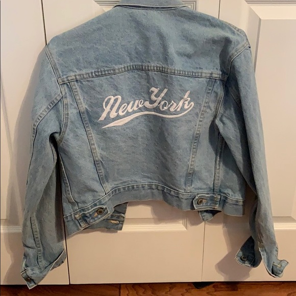 Brandy Melville New York Jacket - Picture 3 of 3
